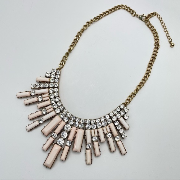 EGYPTIAN Style Light Pink Crystal & Gold Tone Statement Necklace - Picture 3 of 6